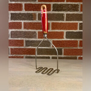 Vintage Kitchen Potato Masher Red Wooden‎ Handled Utensil Mid-Century